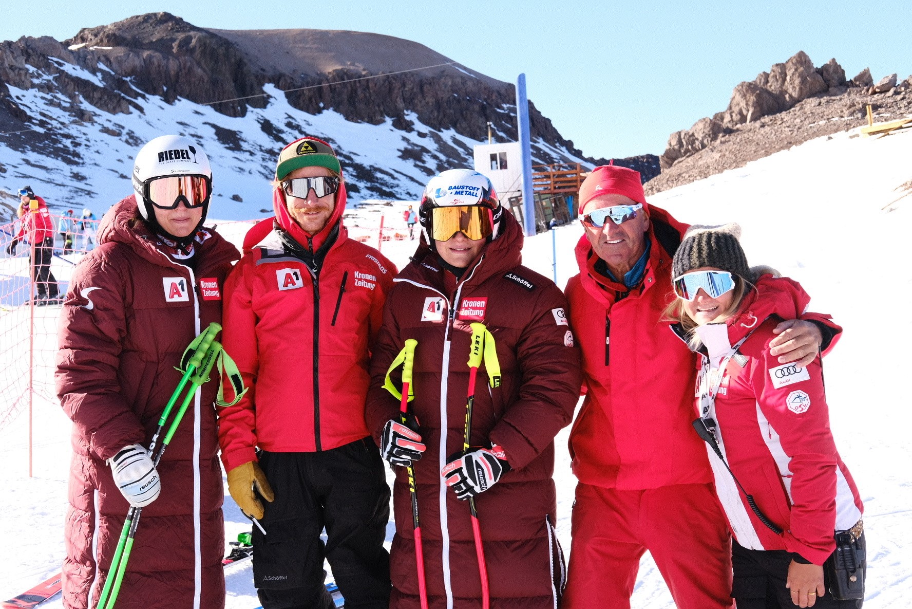 August 2021 : Teamarzt der ÖSV-Nachwuchsdamenteams in Ushuaia -Argentinien
